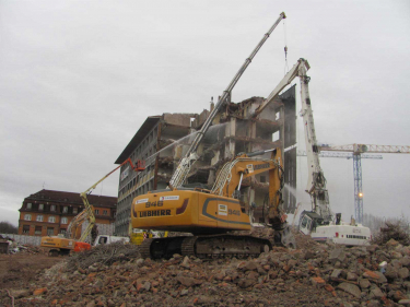 Déconstruction, désamiantage, gestion du risque plomb