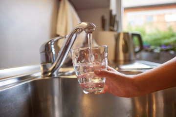 Avis du HCSP : Recommandations sur la gestion des risques sanitaires liés aux PFAS dans les EDCH