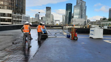 Une réhabilitation en milieu urbain très dense