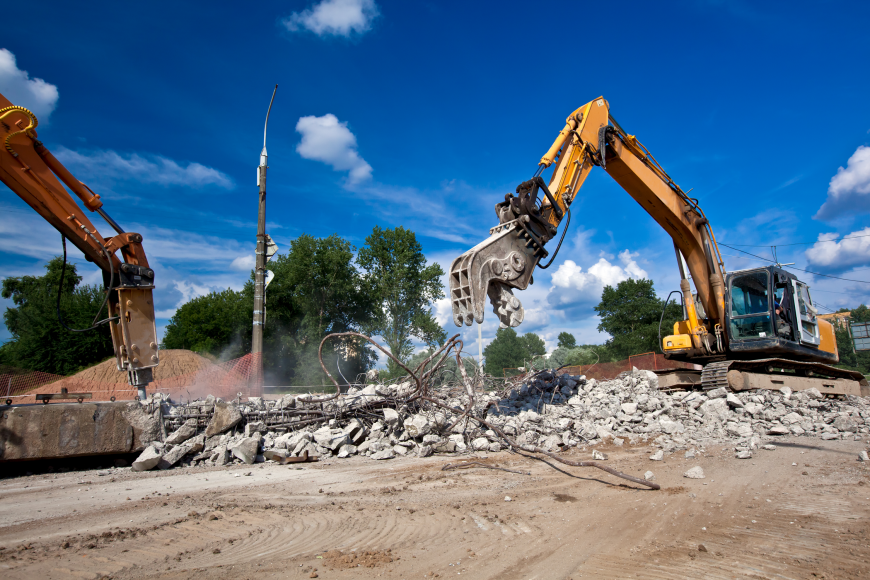 Déconstruction, désamiantage et gestion du risque plomb